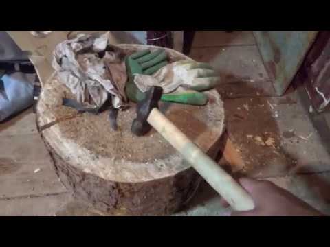 Как НАМЕРТВО насадить топор, кувалду или молоток на деревянную рукоять